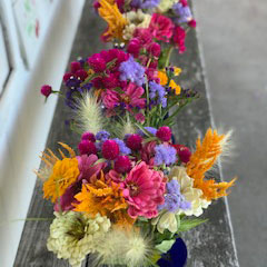 Our hand-picked 5 week flower share.